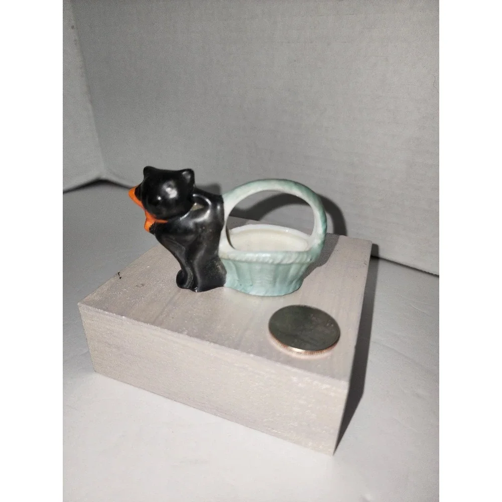 Vintage Occupied Japan tiny Black Cat with Blue Basket‎ Trinket Figure